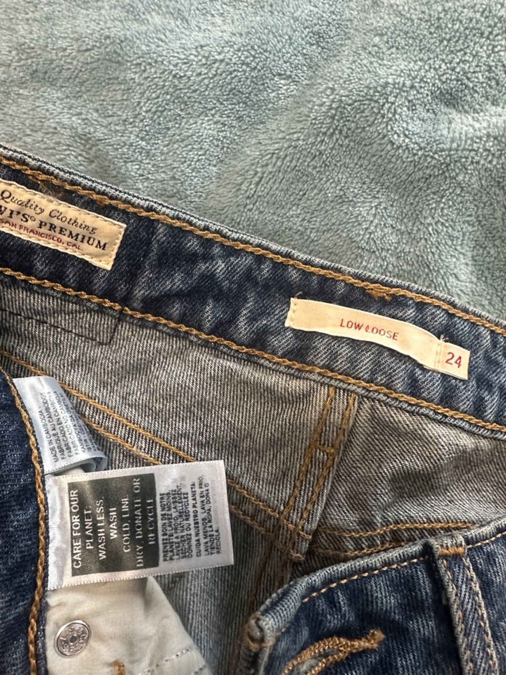 Jeans - Picture 3 of 3